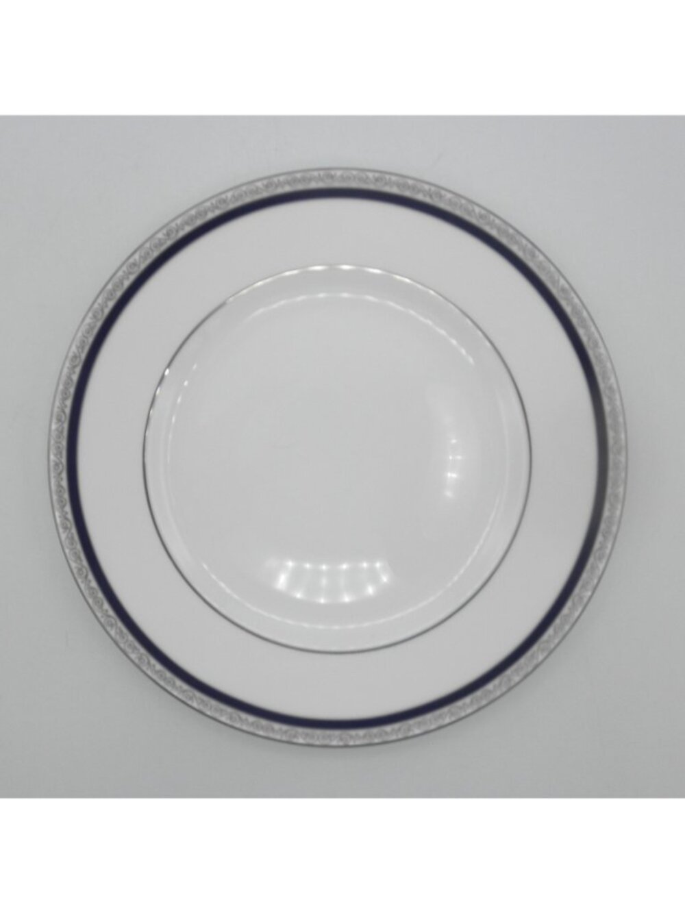 Seville by Wedgwood 8 Inch Salad Plates Set of 4 Pattern Code WW SEV - Picture 4 of 7